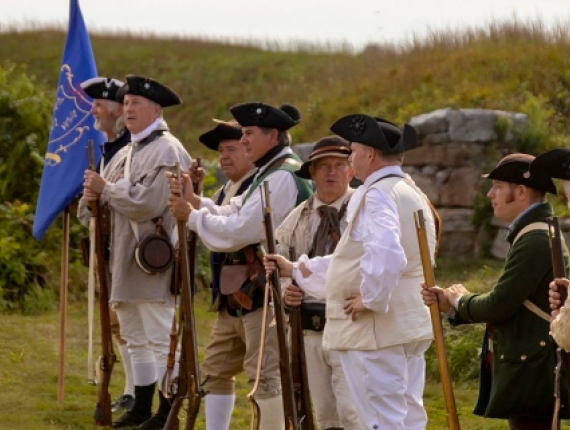 Recreación de la guerra revolucionaria en otoño (Instagram@fortgriswold)